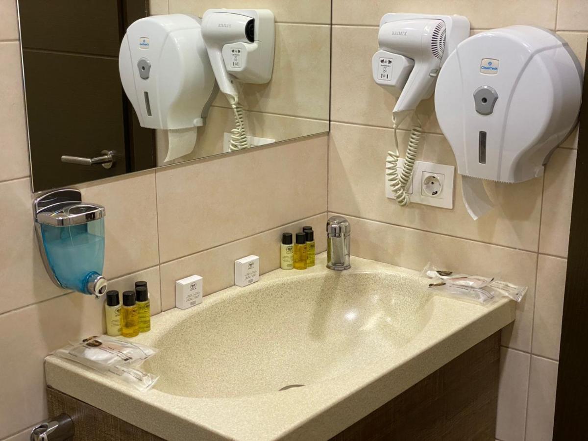 Tbt Hotel Tbilisi Eksteriør billede