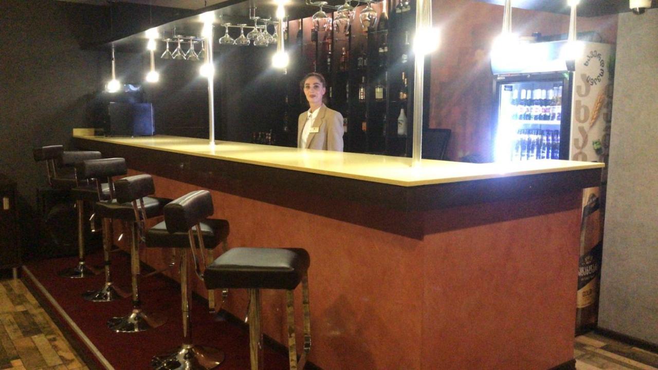 Tbt Hotel Tbilisi Eksteriør billede