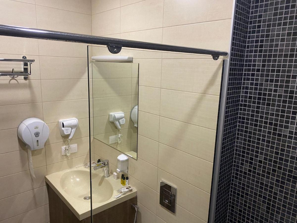 Tbt Hotel Tbilisi Eksteriør billede